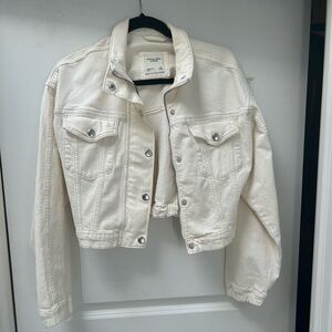 Cropped Trucker Jacket
